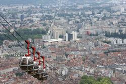 1340109720_grenoble3.jpg