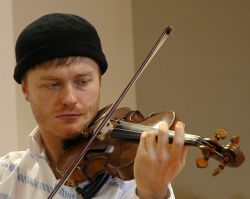 1109231106_sporcl.jpg