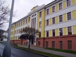 O škole