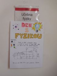 Den s fyzikou
