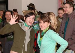 1112255469_green.jpg