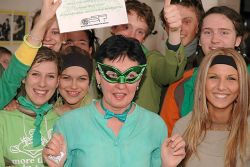 1112255620_green.jpg