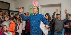 zpivani_na_schodech-71.jpg