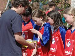1115620396_carodky_2005.jpg
