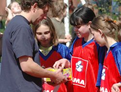 1115620405_carodky_2005.jpg