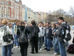 1145651547_kvary1x.jpg