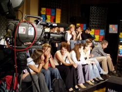 Na hraně 2004