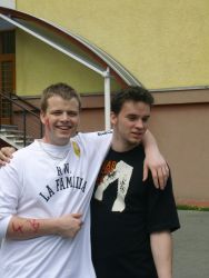 1210237779_img_0101.jpg